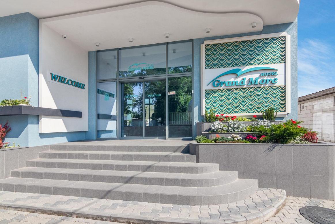 Hotel Grand More Zatoka Exterior foto