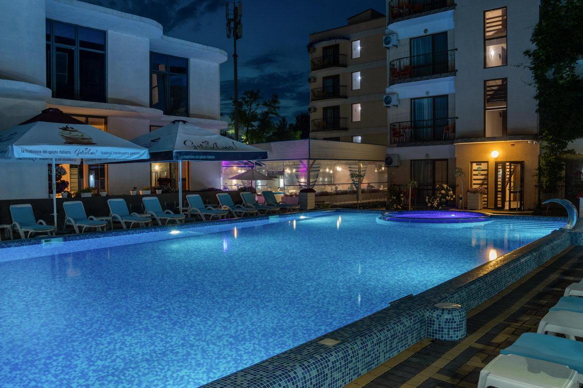 Hotel Grand More Zatoka Exterior foto